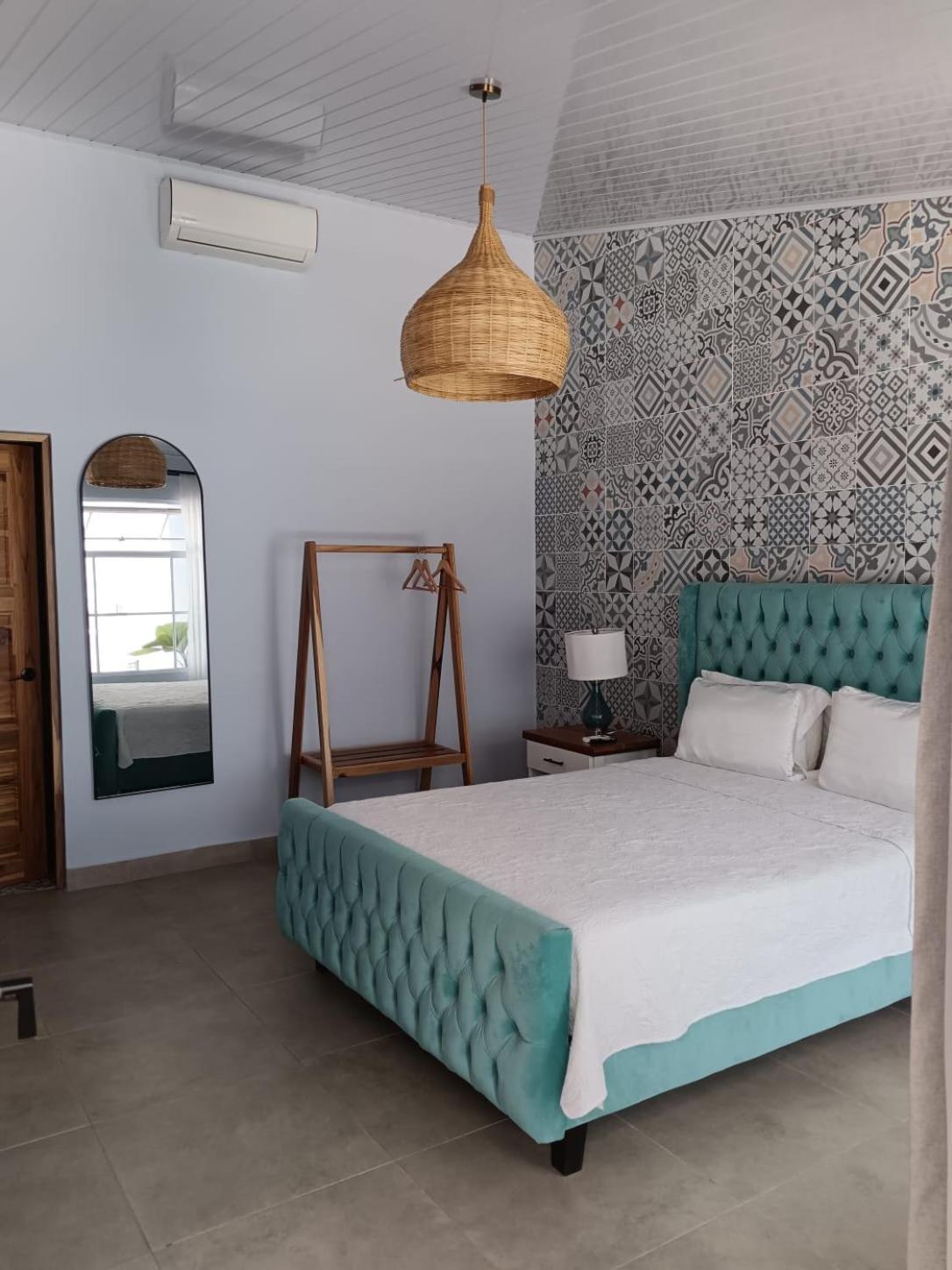 Hotel Mono Azul Кепос Екстериор снимка